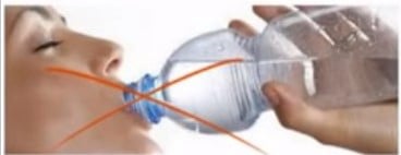 suprimir el agua embotellada te dará vida